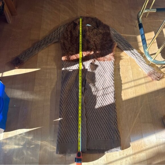 Vintage handcrafted, large pottery bowl, mid-century modern lovely design - Picture 11 of 13